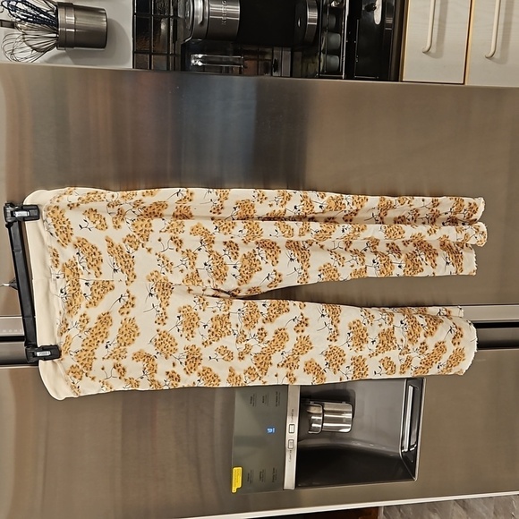 💕THE GREAT💕 The Wide Leg Cropped Sweatpant ~ Camomile Floral Size 2 M NWT - Picture 7 of 15